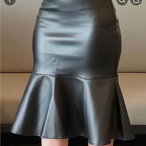 Chic Black Pencil Skirt with Flared Hem